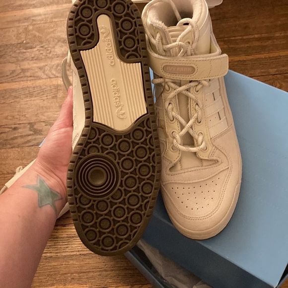 Adidas x Ivy Park Forum Mid Unisex - Picture 12 of 16